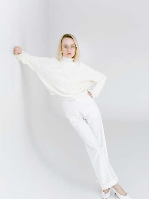 White Knitted Sweater  large
